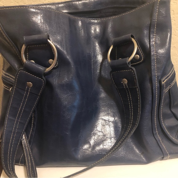 EUC Kenneth Cole Reaction Leather Purse - Picture 5 of 9